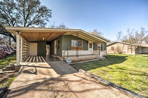 House (2 Bedrooms) | Interior - 'the Blue Tub' in Downtown Fredericksburg! (Fredericksburg)