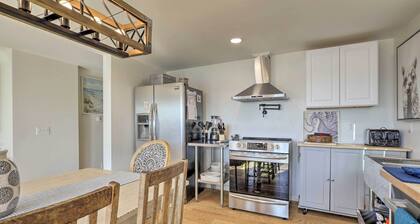 Kayaks, Deck & Pond Access: Rhode Island Retreat!