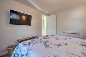 House (4 Bedrooms) | Interior - Kayaks, Deck & Pond Access: Rhode Island Retreat! (South Kingstown)