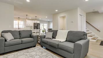 House (3 Bedrooms) | Interior