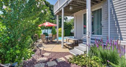3 Mi to Dtwn & Beach! Bristol Home w/ Patio