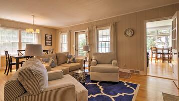 Nhà (3 Bedrooms) | Nội thất