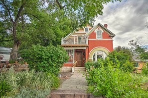 Interior - Central Colorado Springs Home w/ Alluring Backyard (Colorado Springs)