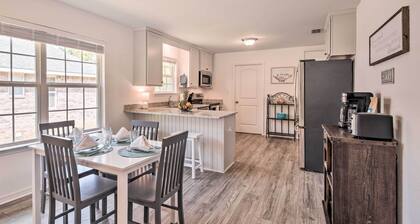 Magnolia Springs Cottage ~ 16 Mi to Beaches!