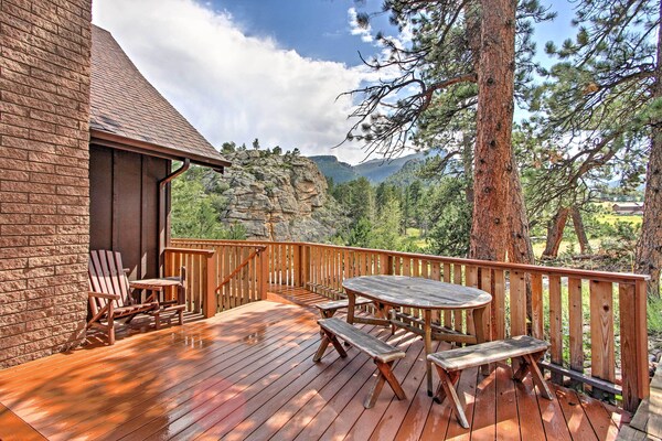 'Peaceful Pines' Estes Park Home: Longs Peak View - Estes Park, CO