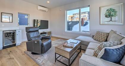 Spacious Portland Home: Walk Downtown!