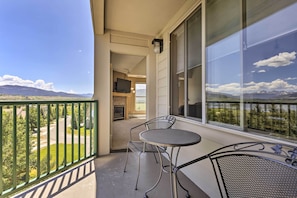 Apartment (2 Bedrooms) | Front of property