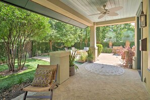 House (2 Bedrooms) | Interior - Pool & Hot Tub: Ideally Located 'austin Oasis' (Austin)