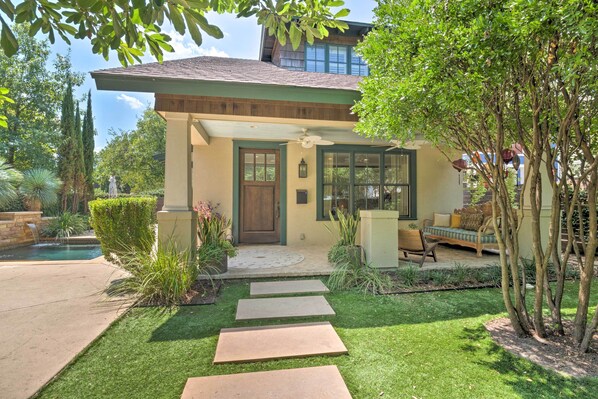 House (2 Bedrooms) | Interior - Pool & Hot Tub: Ideally Located 'austin Oasis' (Austin)