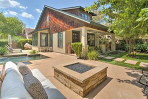 House (2 Bedrooms) | Front of property
