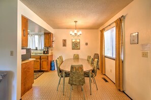 House (3 Bedrooms) | Interior - Quaint Pet-friendly Cabin in South Lake Tahoe! (South Lake Tahoe)