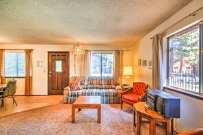 House (3 Bedrooms) | Interior - Quaint Pet-friendly Cabin in South Lake Tahoe! (South Lake Tahoe)