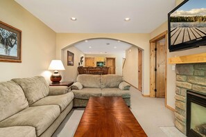 Apartment (3 Bedrooms) | Innenbereich