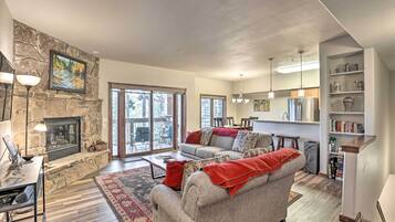 Apartment (2 Bedrooms) | Front of property