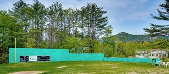 Cozy Bartlett Condo w/ Deck & Resort Amenities!
