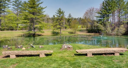Cozy Bartlett Condo w/ Deck & Resort Amenities!