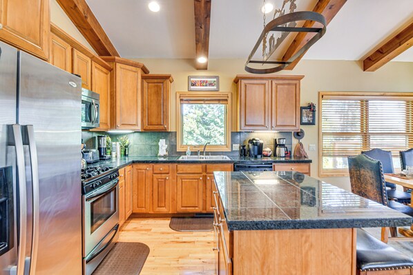 House (3 Bedrooms) | Interior - 1 Mi to Grand Lake: Family-friendly Gem w/ Hot Tub (Grand Lake)