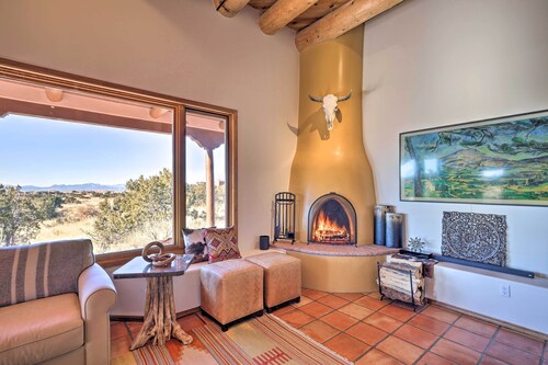Santa Fe Sanctuary With Views at Every Turn