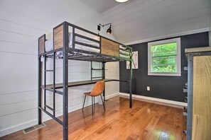 House (3 Bedrooms) | Interior - Stylish Mountain Home Near Ski, Golf + Manchester! (Bondville)