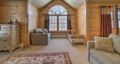 4 Mi to Mount Snow: West Dover Cabin w/ Game Room