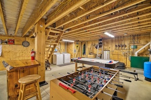 House (2 Bedrooms) | Interior - Ski Lodge Mtn Retreat w/ Fire Pit, Deck & Views! (Starksboro)