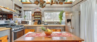 Manchester Center Home w/ Green Mtn Views!