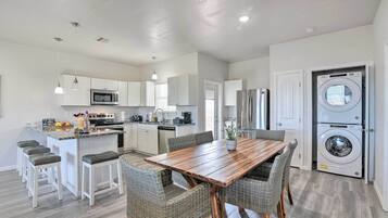 Apartemen (2 Bedrooms) | Interior
