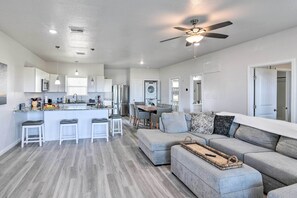 Apartment (2 Bedrooms) | Interior - Near Ocean: Surfside Beach Gem w/ Deck & Views! (Freeport)
