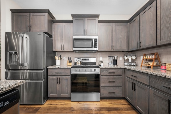 House (4 Bedrooms) | Interior - Elegant Escape: Tour Willamette Wine Country! (Newberg)