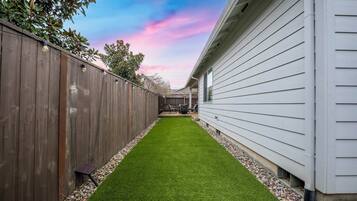 Rumah (4 Bedrooms) | Interior