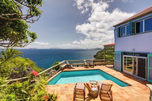 St Thomas Cliffside Villa With Pool & Hot Tub!