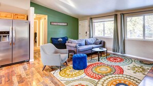 House (3 Bedrooms) | Interior - Pet-friendly Bend Home ~ 2 Mi to Downtown (Bend)