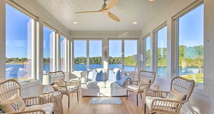 Waterfront Oasis On Tims Ford Lake: Pool/kayak!