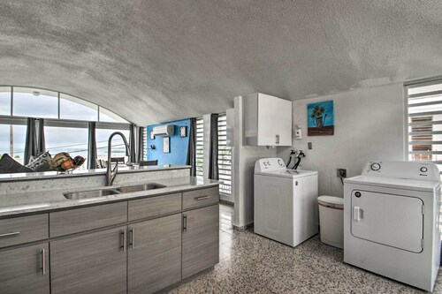 Peaceful Puerto Rico Paradise w/ Views & Balcony