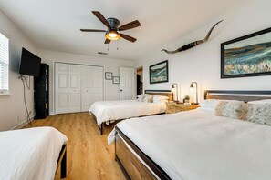 House (3 Bedrooms) | Interior - Modern Fischer House w/ Deck, Fire Pit & Hot Tub! (Canyon Lake)