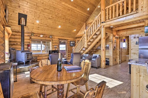 22str-00360 Fairplay Cabin w/ Fire Pit, Mtn Views!