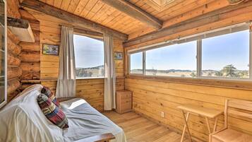 House (1 Bedroom) | Interior
