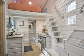 Apartment (0 Bedroom) | Interior - Unique Stay: 'tiny Everest' San Antonio Home! (San Antonio)