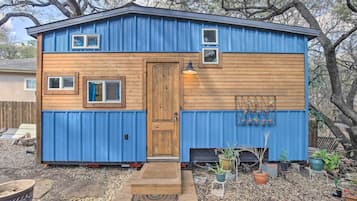 Apartment (0 Bedroom) | Interior