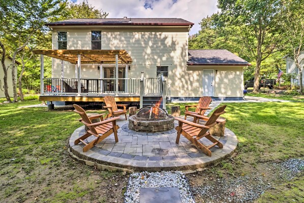 House (3 Bedrooms) | Front of property