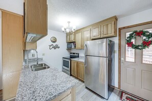 Apartment (2 Bedrooms) | Interior - Angel Fire Resort Condo, 400 Feet to Chile Express (Angel Fire)