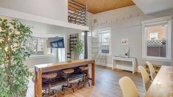 House (1 Bedroom) | Interior