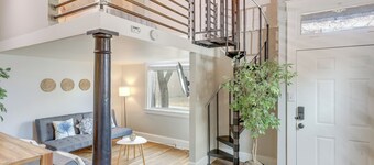 Cozy Boho-chic Loft ~ 2 Mi to Downtown Cincinnati