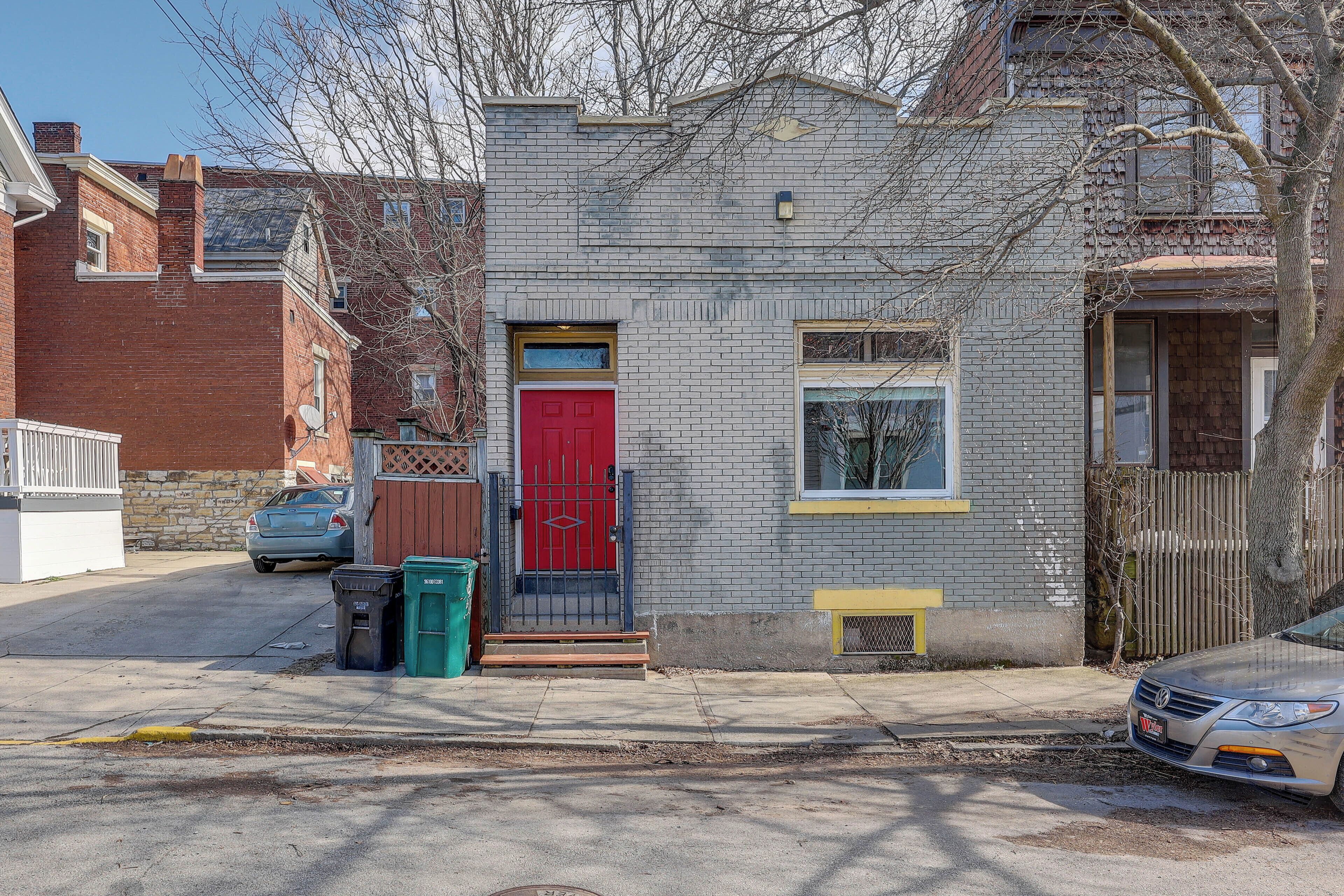 House (1 Bedroom) | Interior