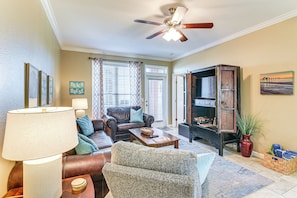 Apartment (2 Bedrooms) | Interior - Pool Access + Balcony: Beachfront Galveston Condo! (Galveston)