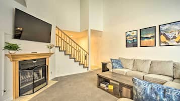 Apartment (3 Bedrooms) | Front of property