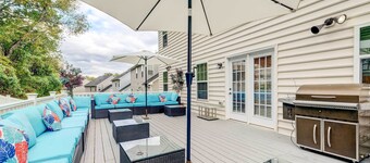 Game Room + Gym: Downtown DC Home!