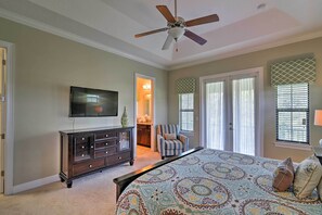 House (5 Bedrooms) | Interior