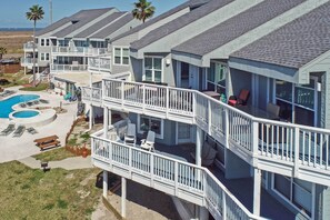 Apartment (2 Bedrooms) | Interior - Oceanfront Texas Condo w/ Pool: Pets Stay Free (Port Aransas)