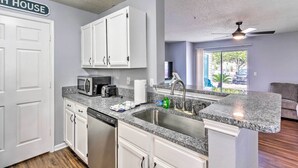 Private kitchen - Destin Condo w/ Pool Access < 1 Mi to the Beach! (Destin)
